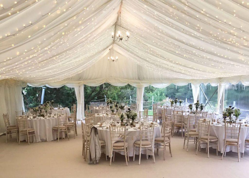 weeding_marquee_neutral_decoration_luxe